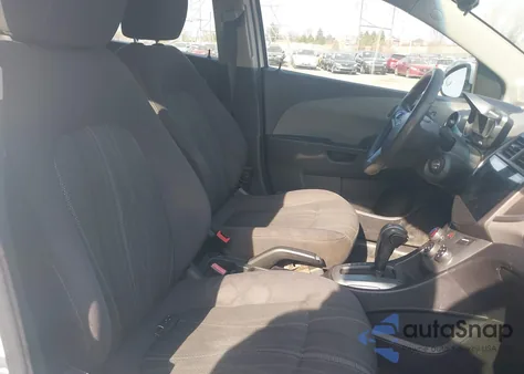 2014 Chevrolet Sonic Lt Auto z USA, uszkodzony, nr VIN 1G1JC6SH3E4100300